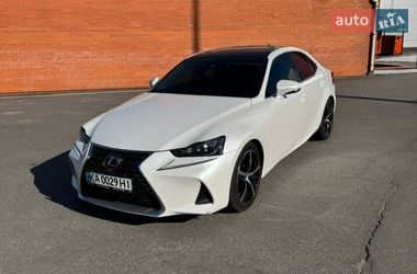 Седан Lexus IS 2016 в Києві