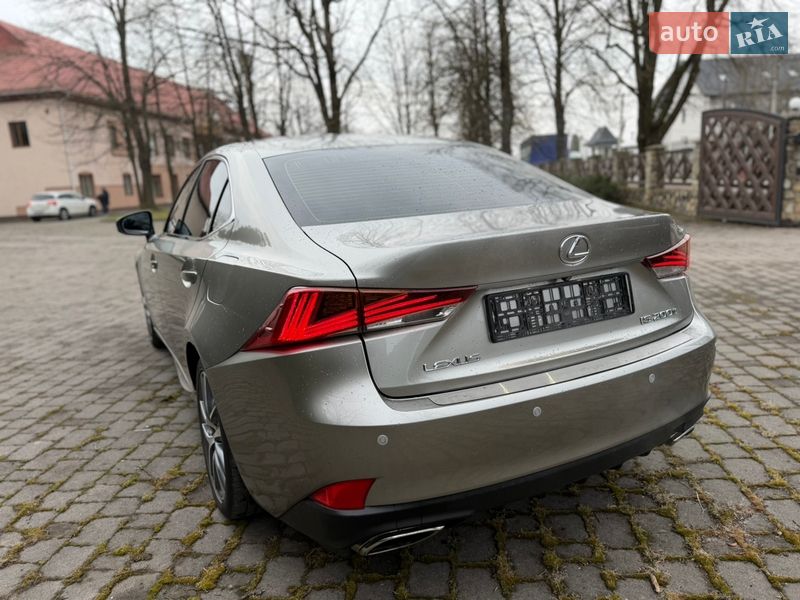 Седан Lexus IS 2017 в Калуше фото 14 Седан Lexus IS 2017 в Калуше