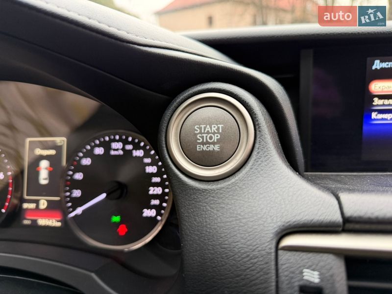 Седан Lexus IS 2017 в Калуше фото 29 Седан Lexus IS 2017 в Калуше