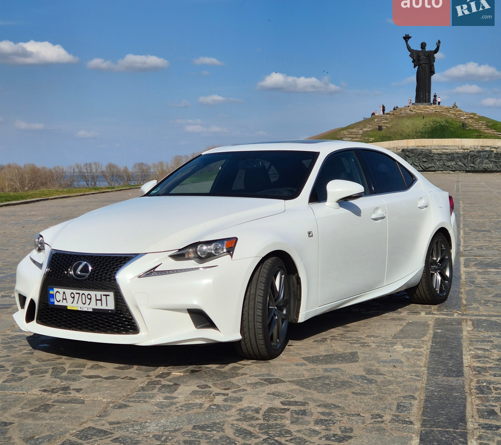 2016 Lexus IS - мініатюра 2