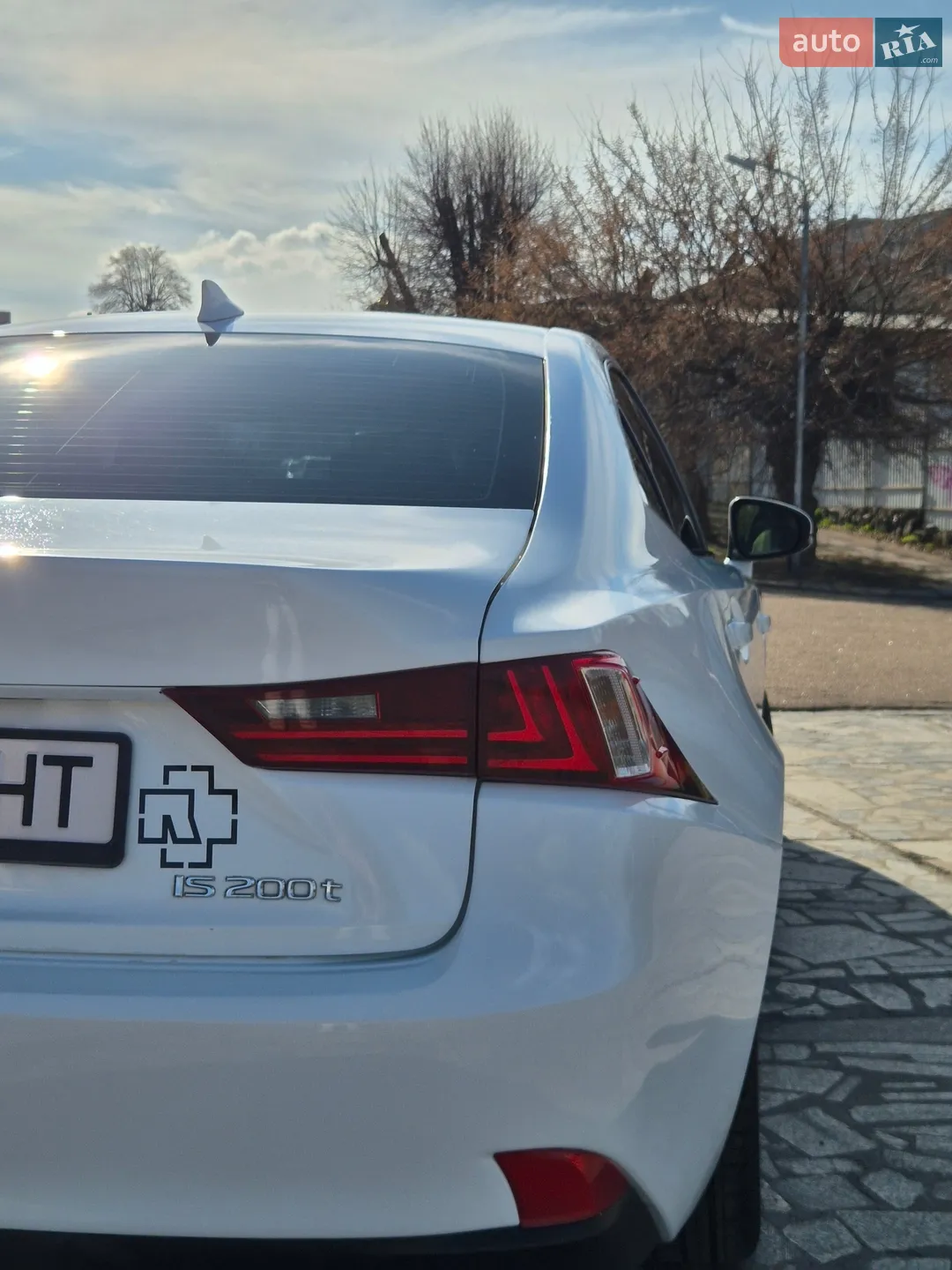 2016 Lexus IS - мініатюра 8