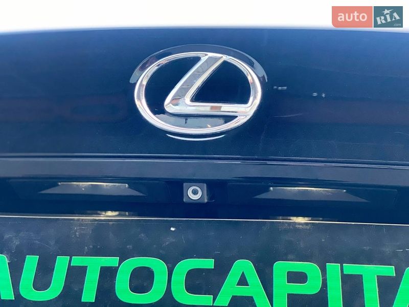 Седан Lexus IS 2013 в Киеве фото 16 Седан Lexus IS 2013 в Киеве