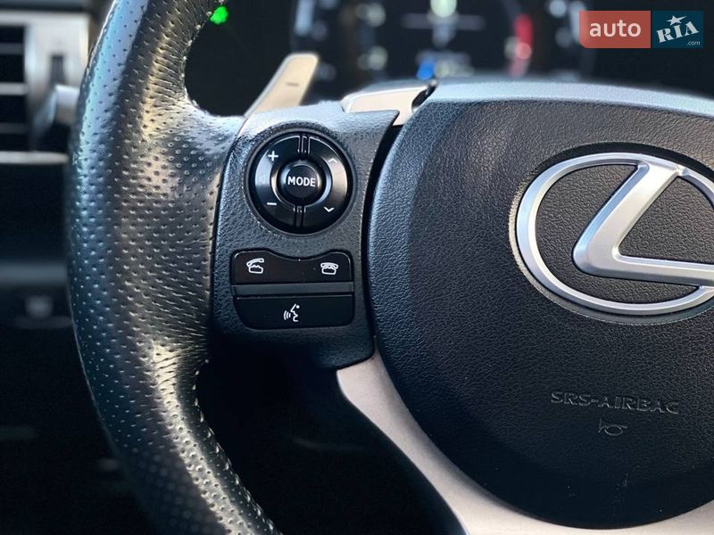 Седан Lexus IS 2013 в Киеве фото 31 Седан Lexus IS 2013 в Киеве