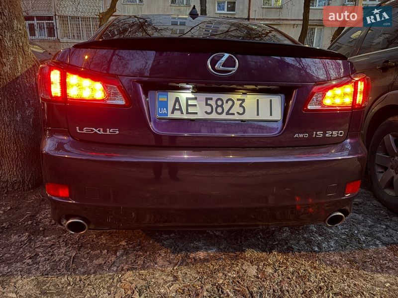 Седан Lexus IS 2012 в Харкові
