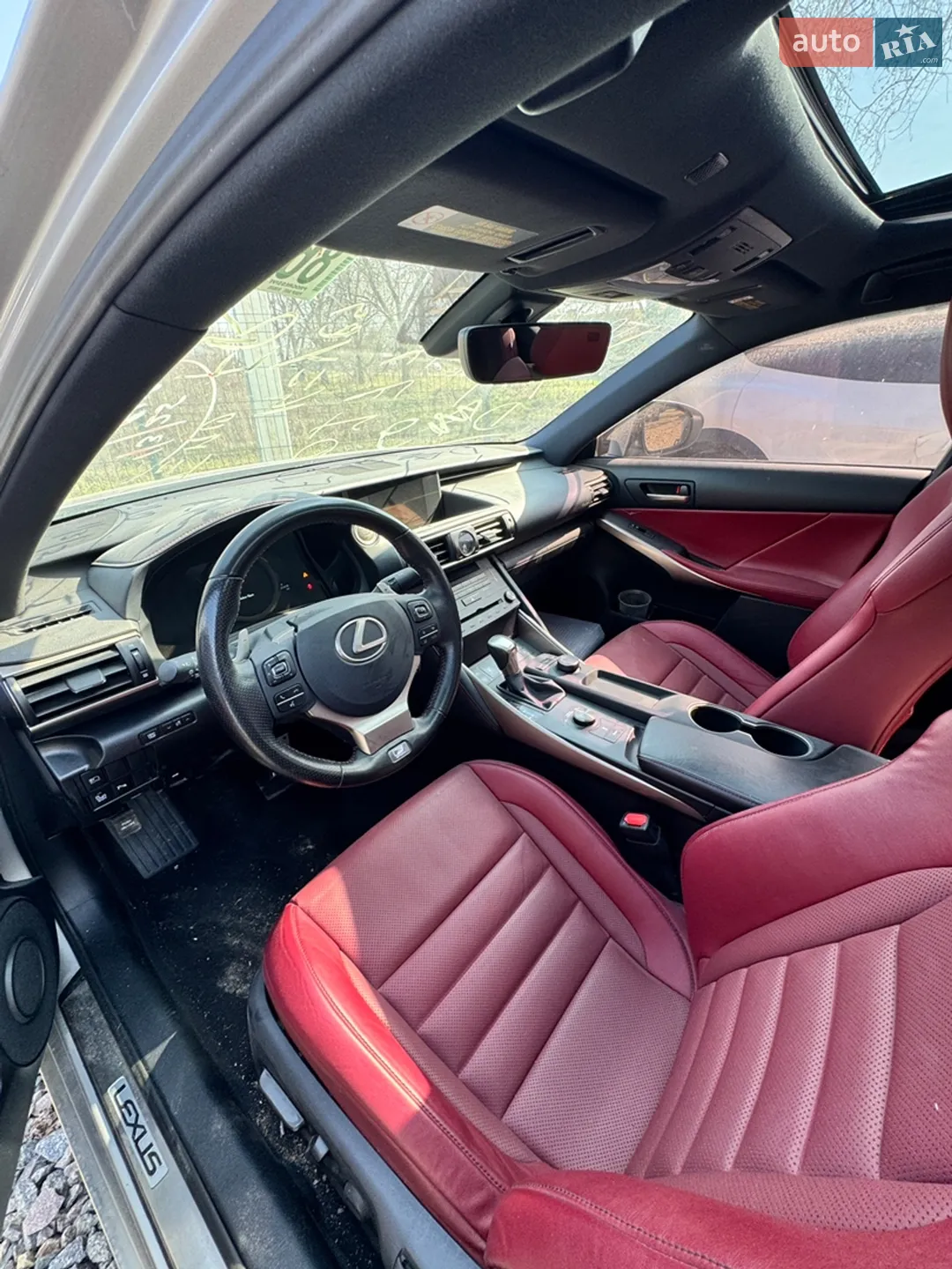 2020 Lexus IS - мініатюра 11