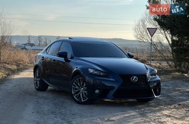 Седан Lexus IS 2014 в Жовкве