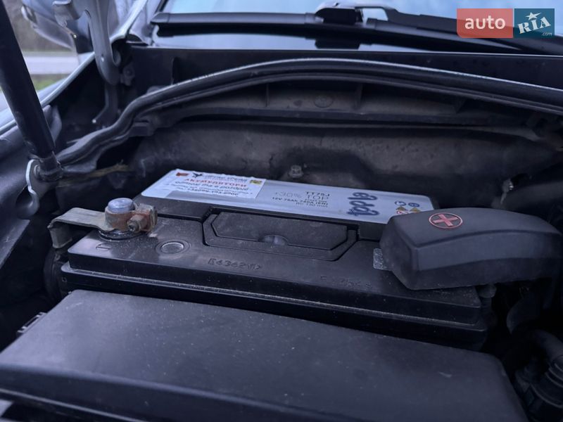 Седан Lexus IS 2010 в Полтаве