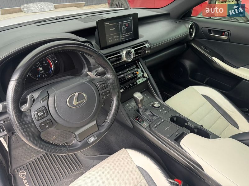 Седан Lexus IS 2021 в Киеве фото 19 Седан Lexus IS 2021 в Киеве