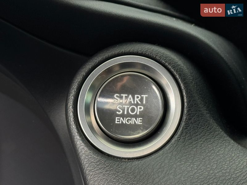 Седан Lexus IS 2021 в Киеве фото 27 Седан Lexus IS 2021 в Киеве