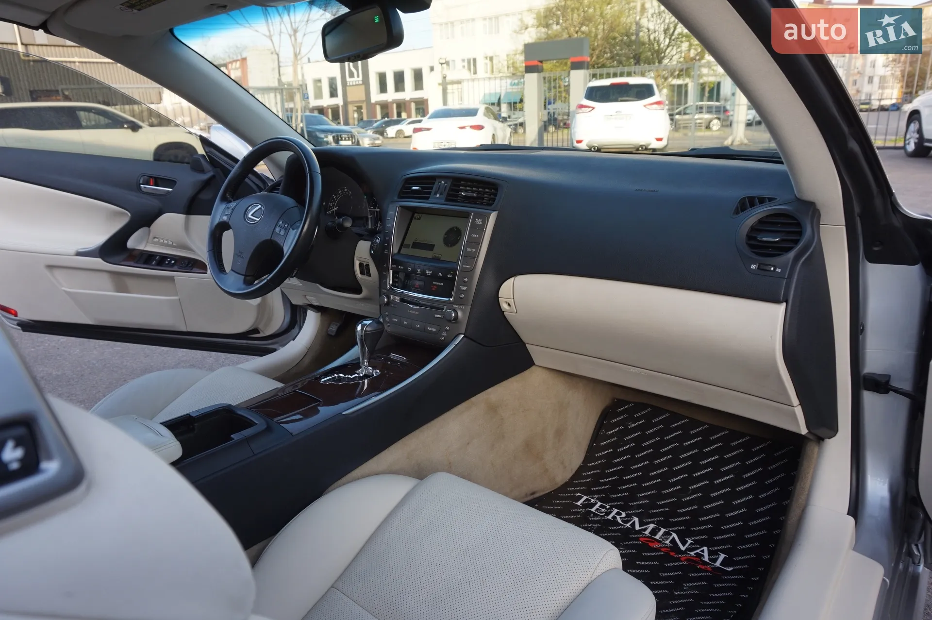 2010 Lexus IS - мініатюра 30