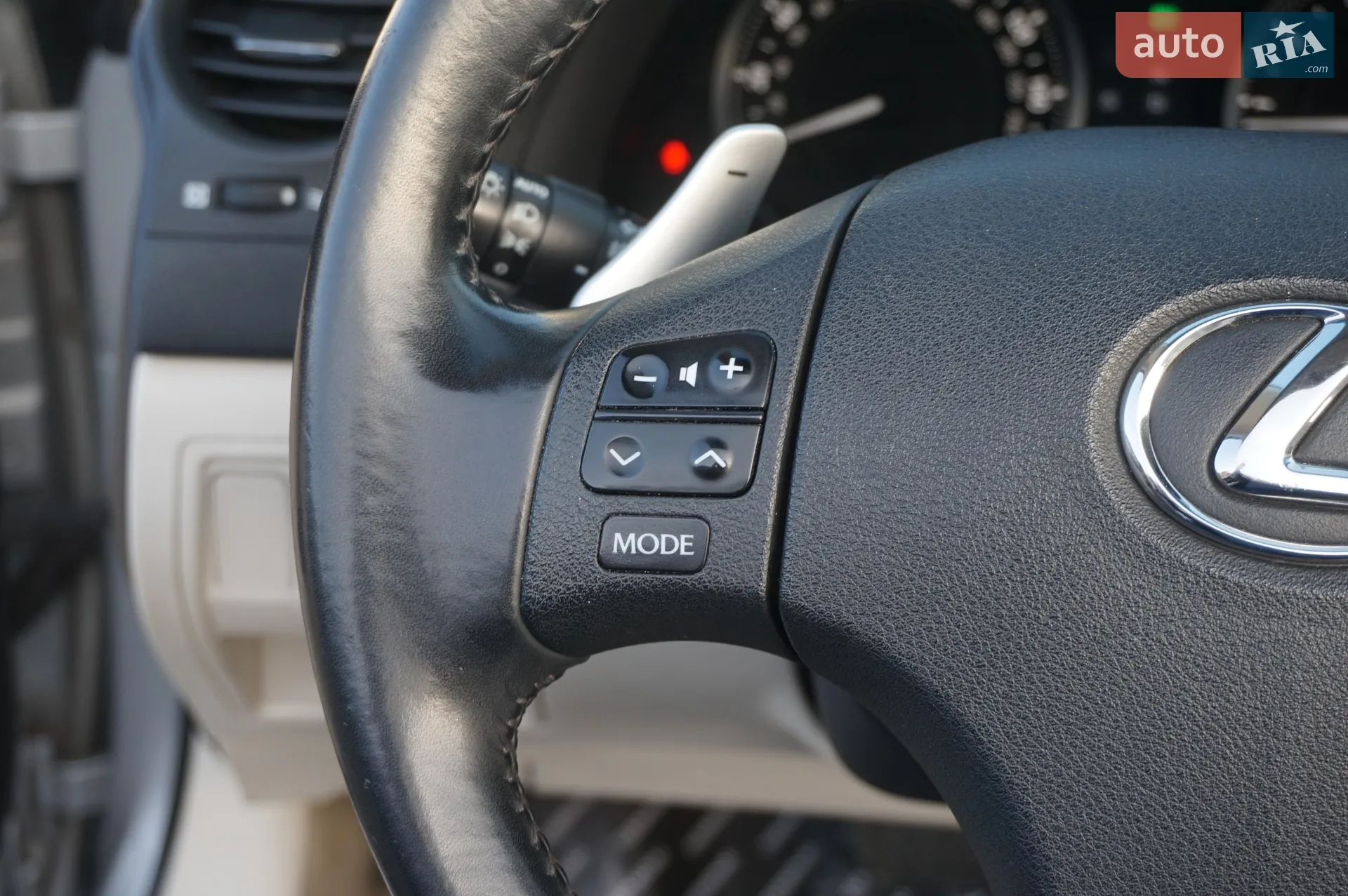 2010 Lexus IS - мініатюра 39