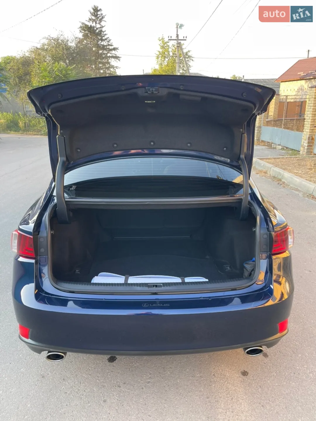2014 Lexus IS - мініатюра 13