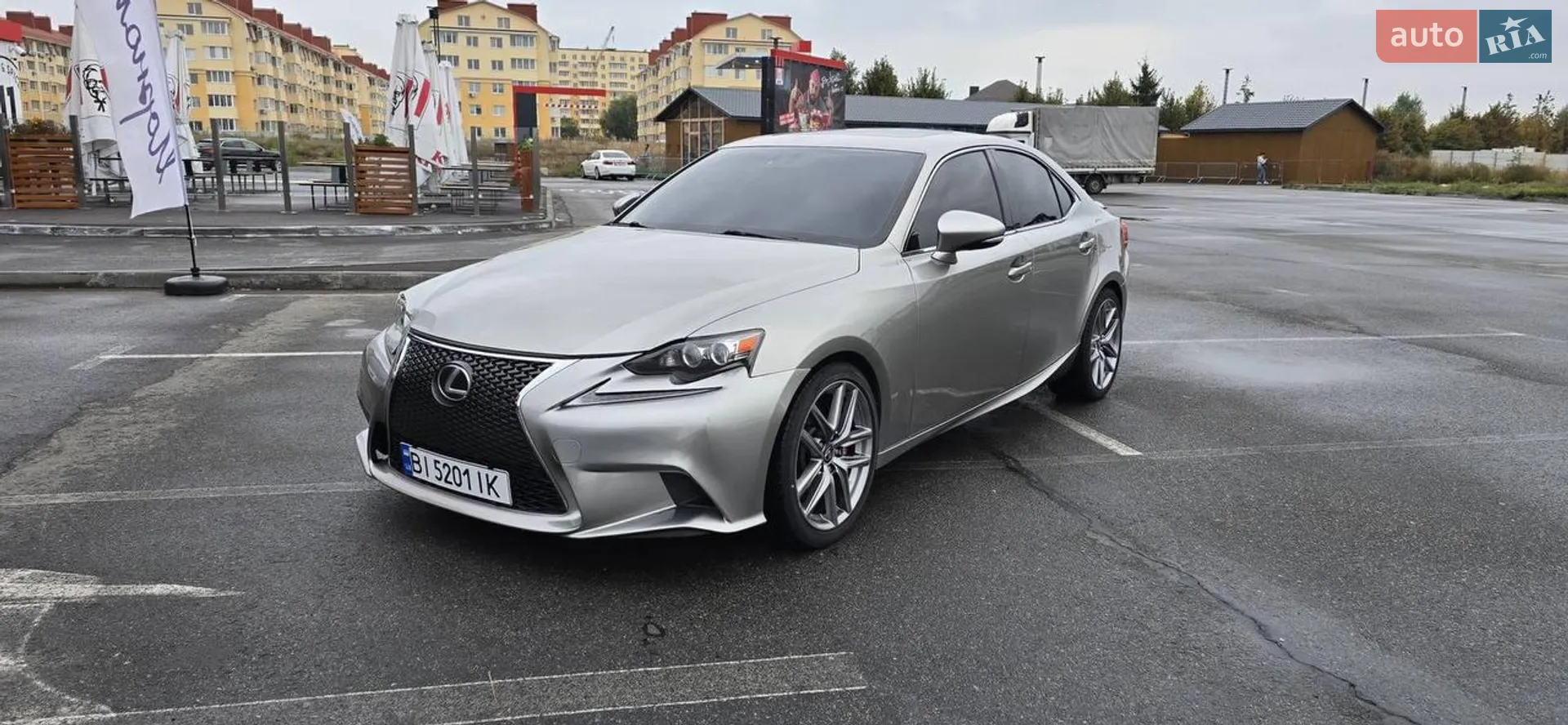 2016 Lexus IS - фото 1