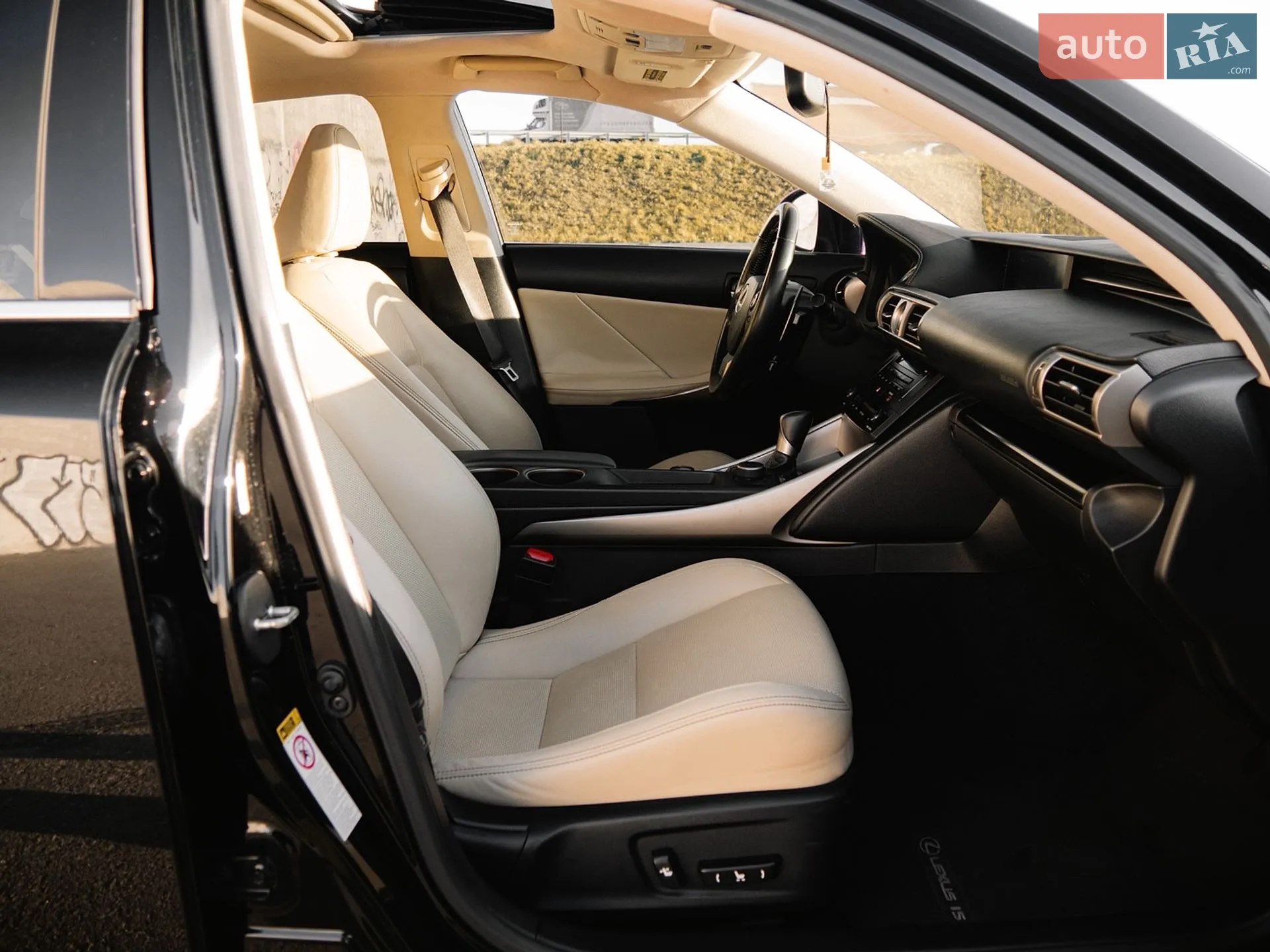2014 Lexus IS - мініатюра 36