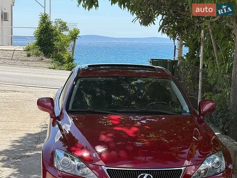 Lexus IS 2008