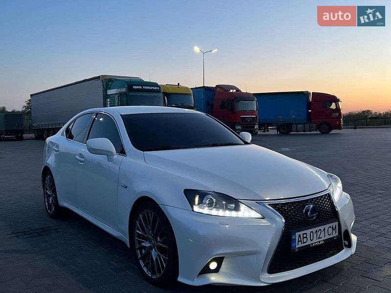 Седан Lexus IS 2007 в Виннице
