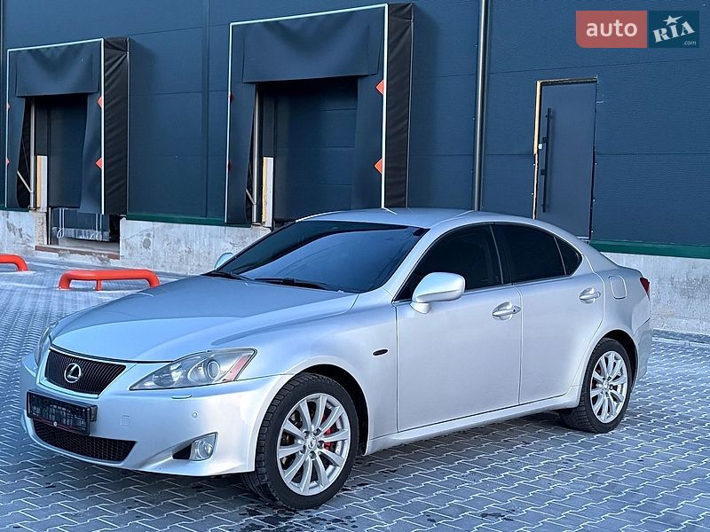 Седан Lexus IS 2005 в Тернополі