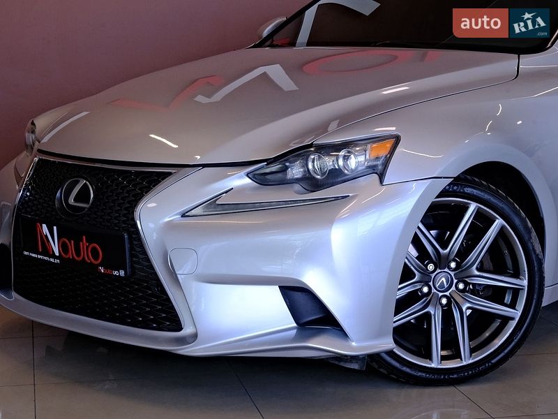 Седан Lexus IS 2013 в Одесі