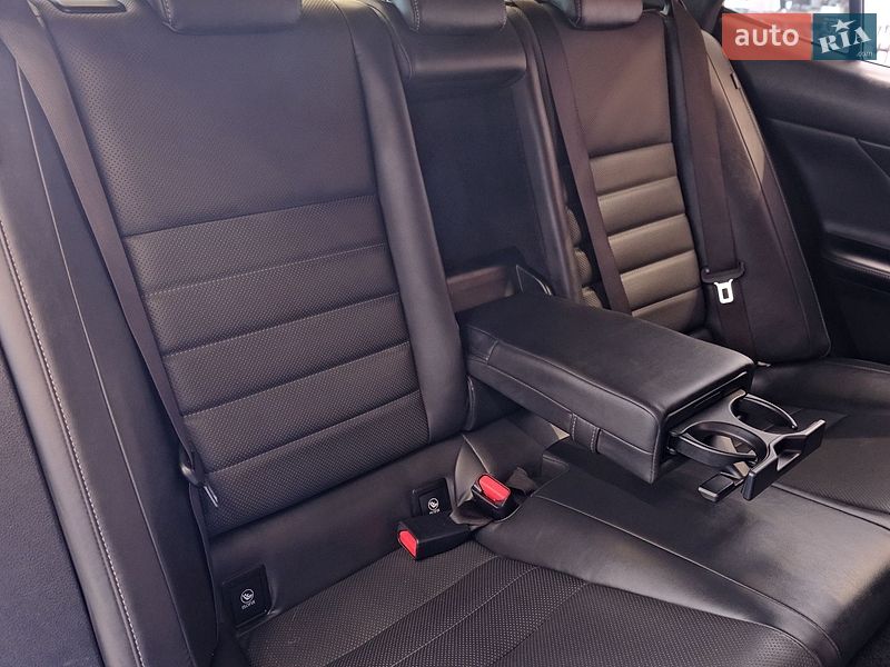 Седан Lexus IS 2013 в Одесі