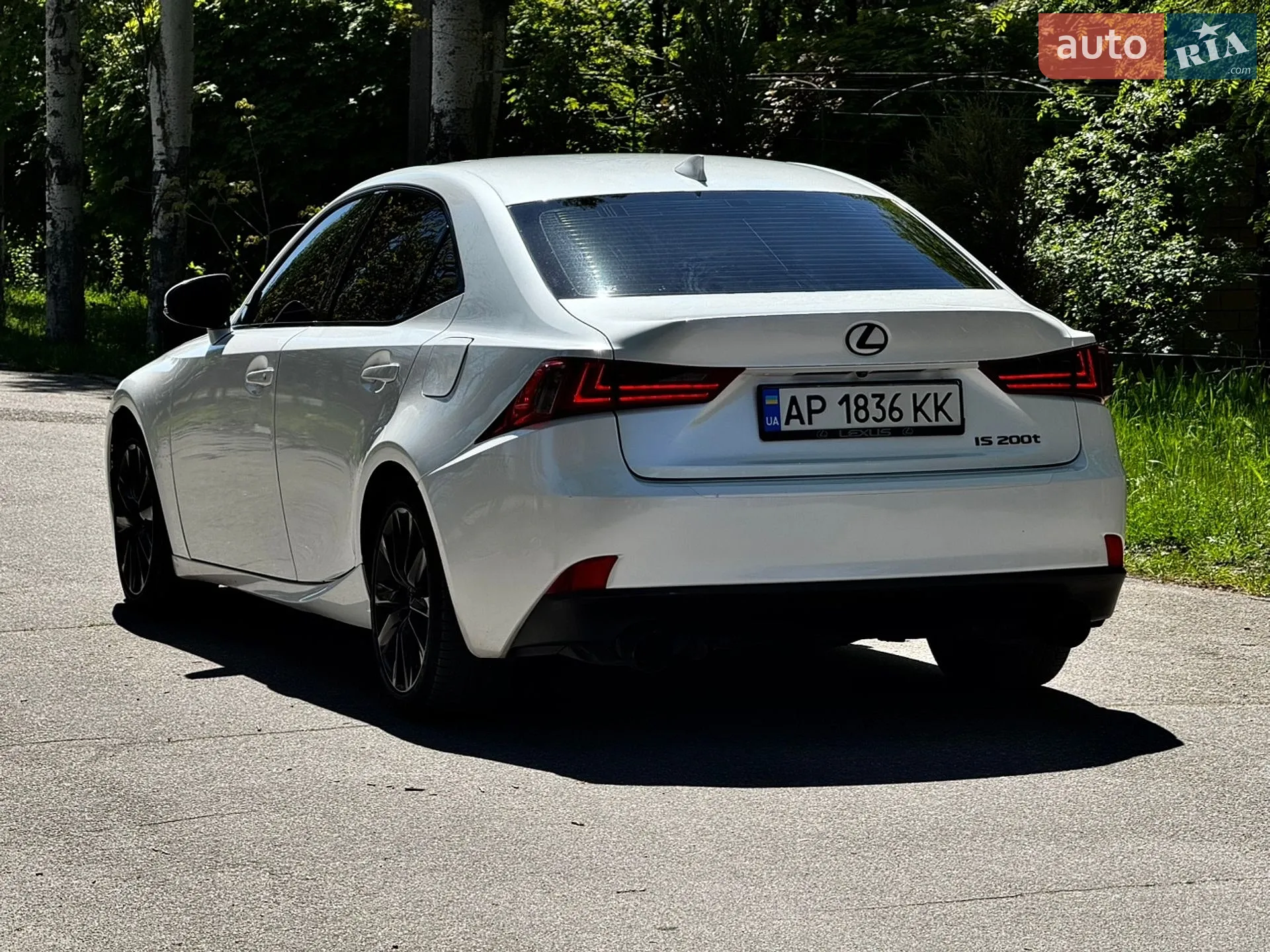 2015 Lexus IS - мініатюра 4