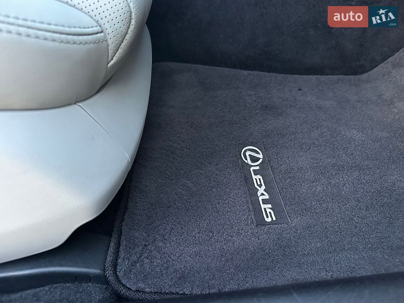 Седан Lexus IS 2006 в Одессе