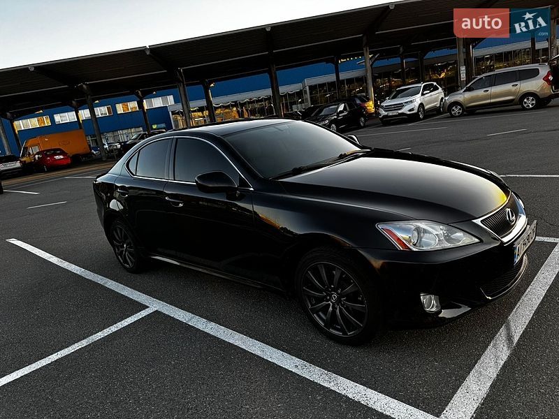 Седан Lexus IS 2006 в Киеве