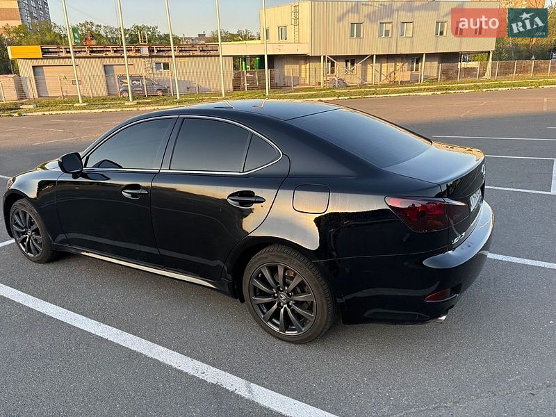 Седан Lexus IS 2006 в Киеве