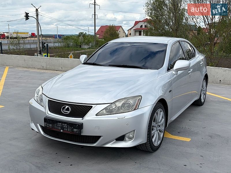 Седан Lexus IS 2005 в Тернополе