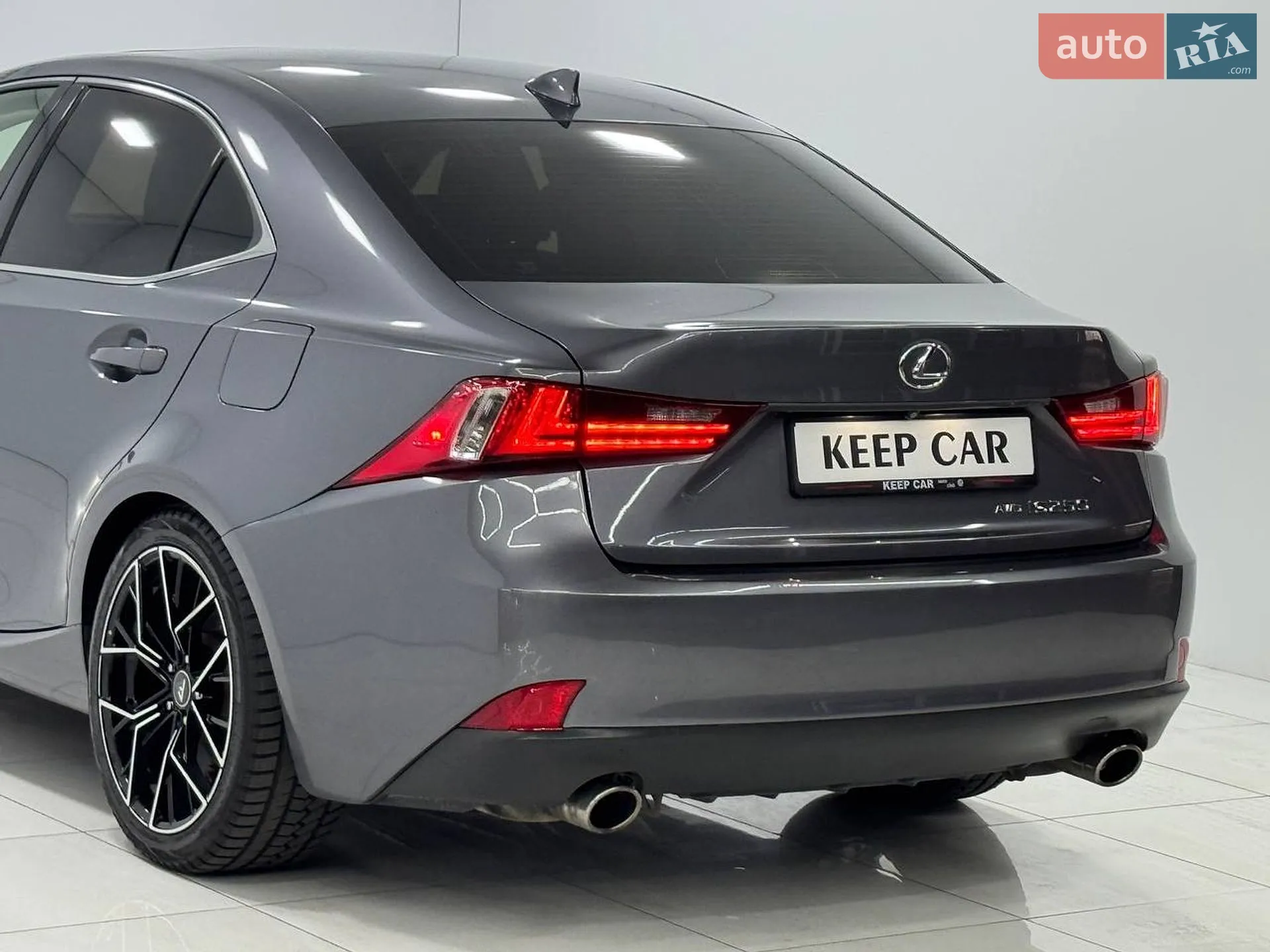 2015 Lexus IS - мініатюра 16