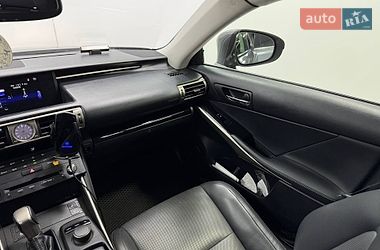 Седан Lexus IS 2015 в Одессе