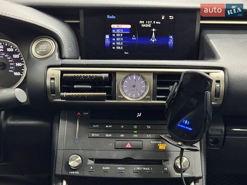 Седан Lexus IS 2015 в Одессе