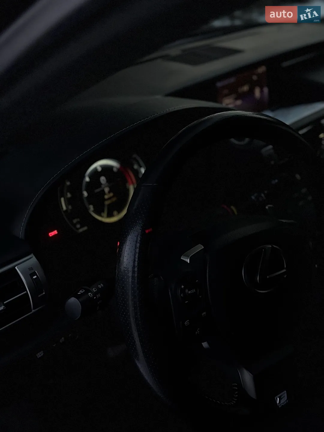 2016 Lexus IS - мініатюра 7