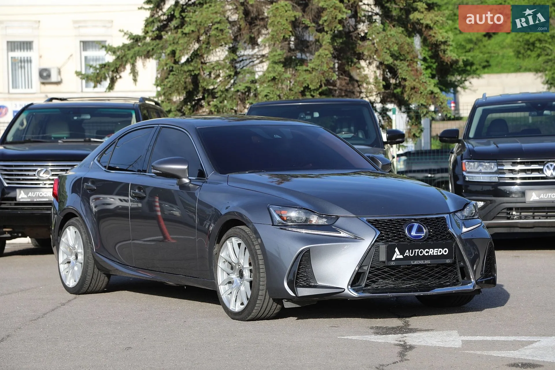 2019 Lexus IS - мініатюра 3