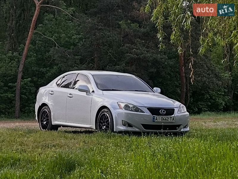 Lexus IS 2006