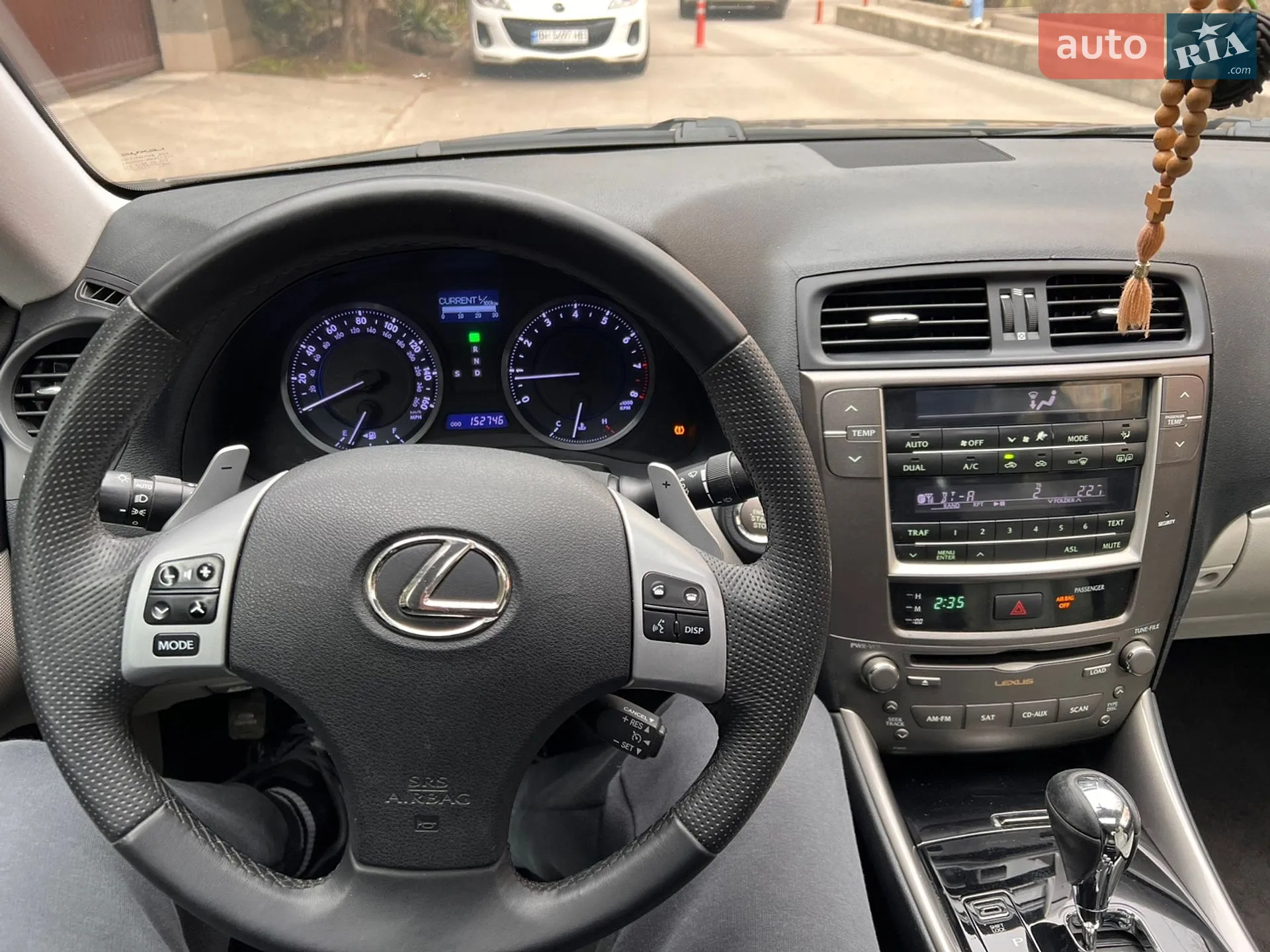 2011 Lexus IS - мініатюра 11