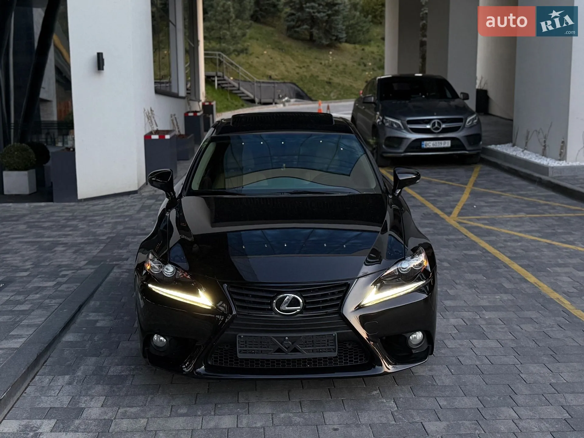 2014 Lexus IS - мініатюра 4