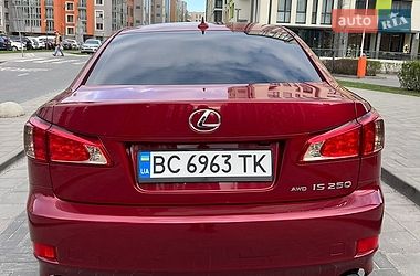 Седан Lexus IS 2012 в Львове