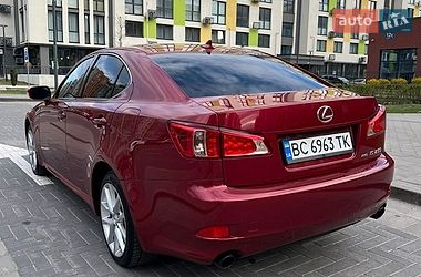 Седан Lexus IS 2012 в Львове