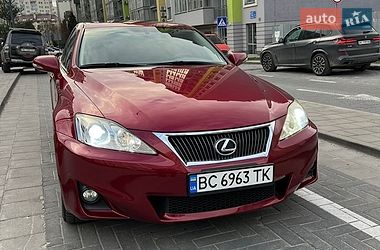 Седан Lexus IS 2012 в Львове