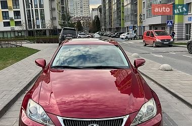 Седан Lexus IS 2012 в Львове