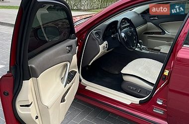 Седан Lexus IS 2012 в Львове