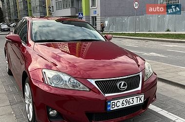 Седан Lexus IS 2012 в Львове