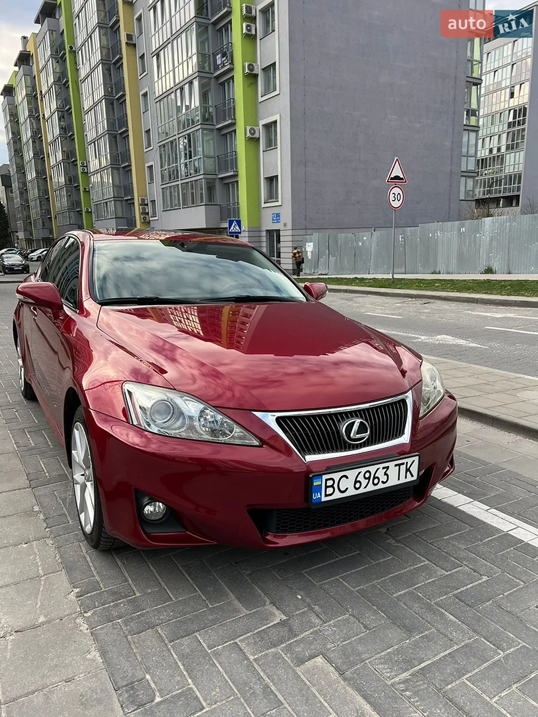 2012 Lexus IS - мініатюра 54