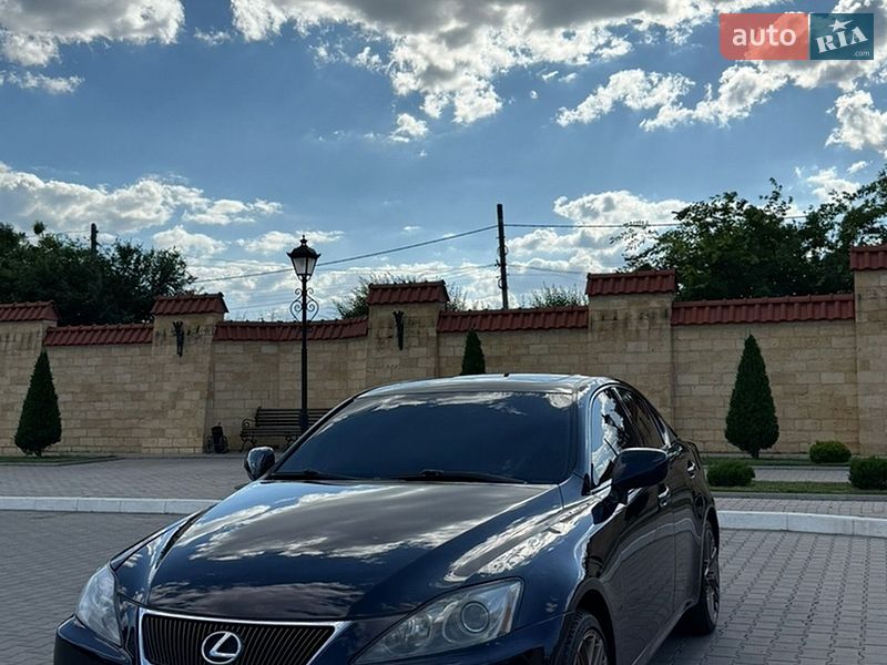 Lexus IS 2006