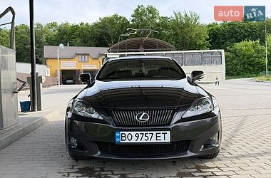 Седан Lexus IS 2008 в Гусятине