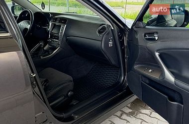 Седан Lexus IS 2008 в Гусятине