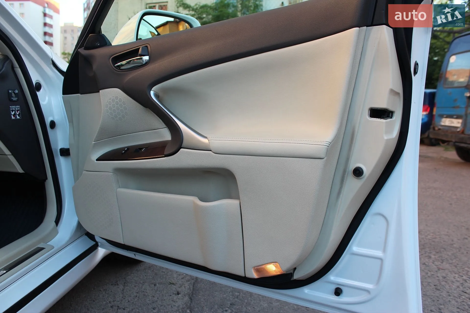 2010 Lexus IS - мініатюра 17