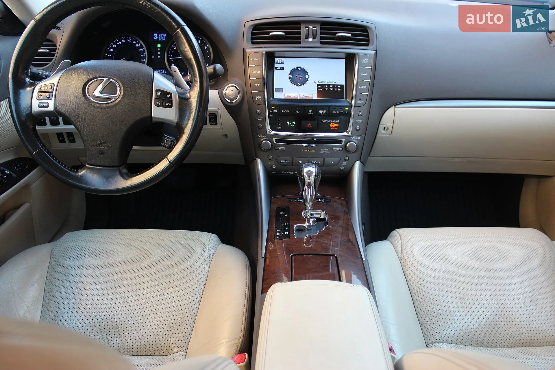 2010 Lexus IS - мініатюра 20
