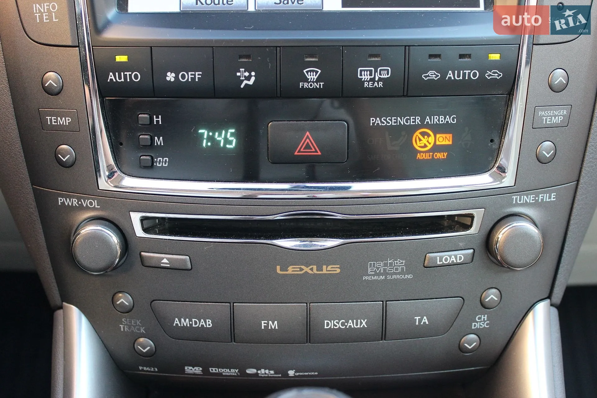 2010 Lexus IS - мініатюра 21