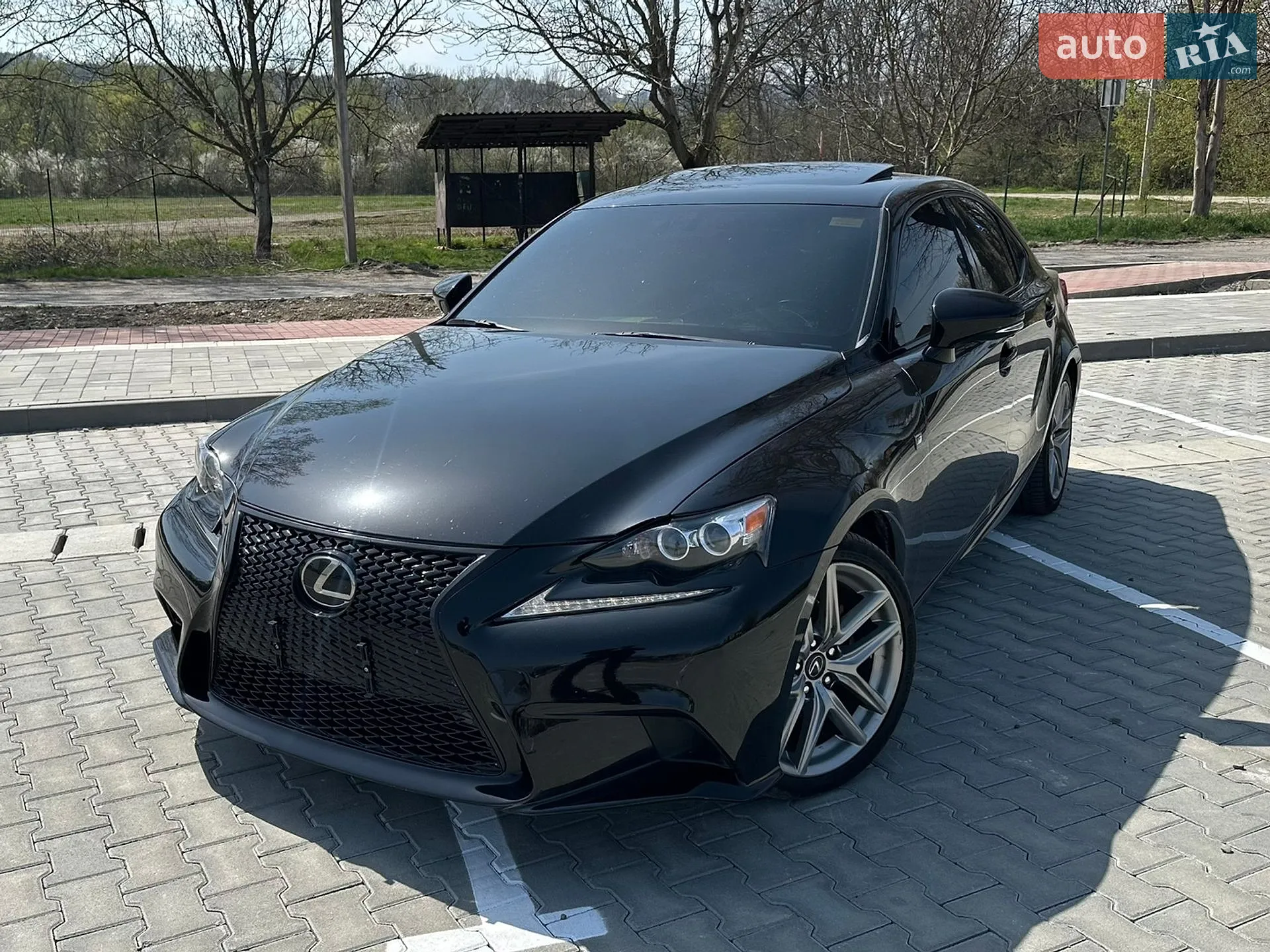 2015 Lexus IS - мініатюра 2